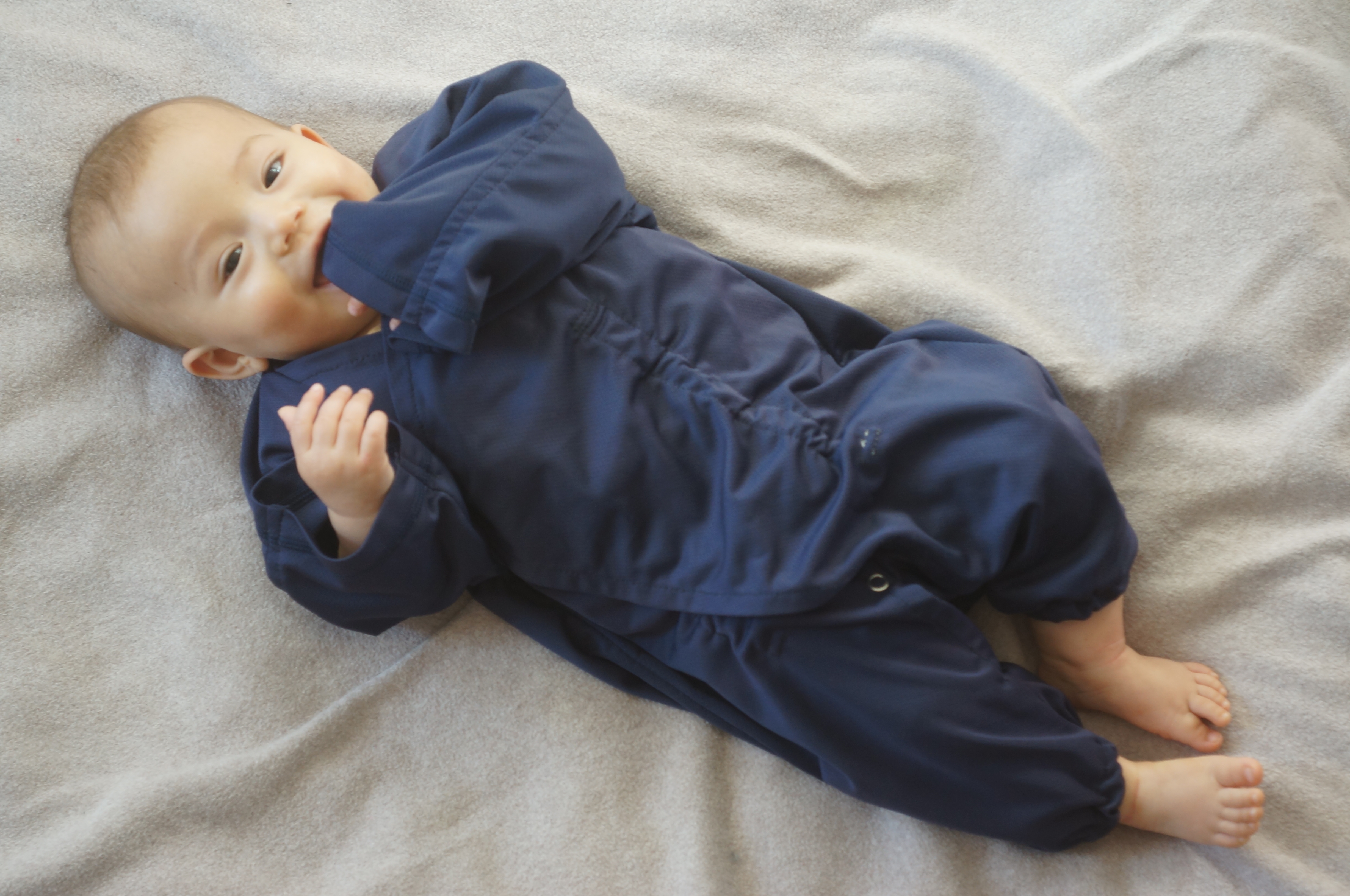 Anna Tanaka - New born clothes ready to wear and tailor made workwear